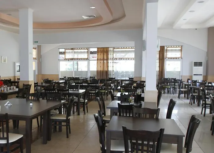 Midia Grand شقة فندقية 4*