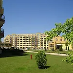 Midia Grand