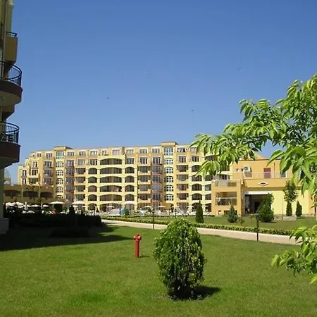 Midia Grand