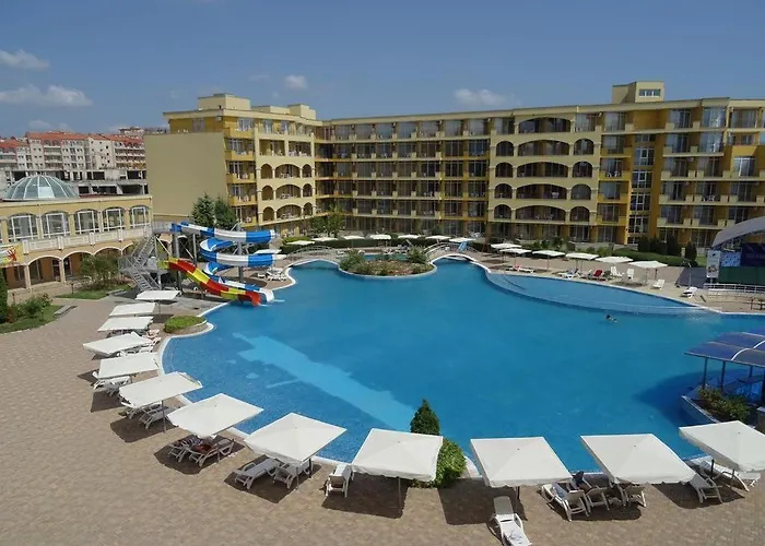 Apart-hotel Midia Grand 4*